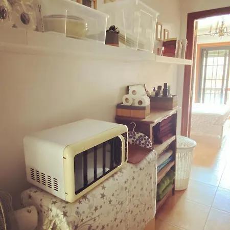 Homestay Bedroom Medanomar 1 *