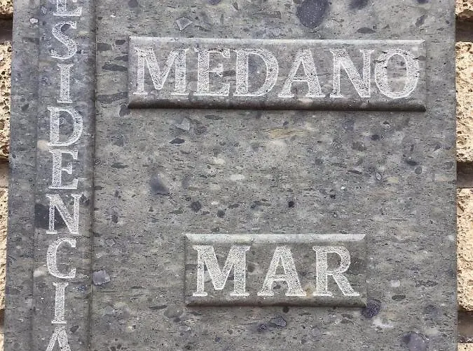 Bedroom Medanomar 1 Проживание в семье *