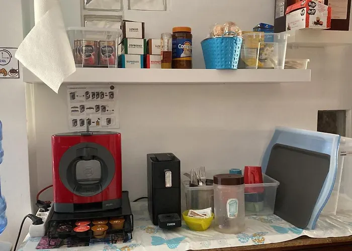 Bedroom Medanomar 1 Проживание в семье