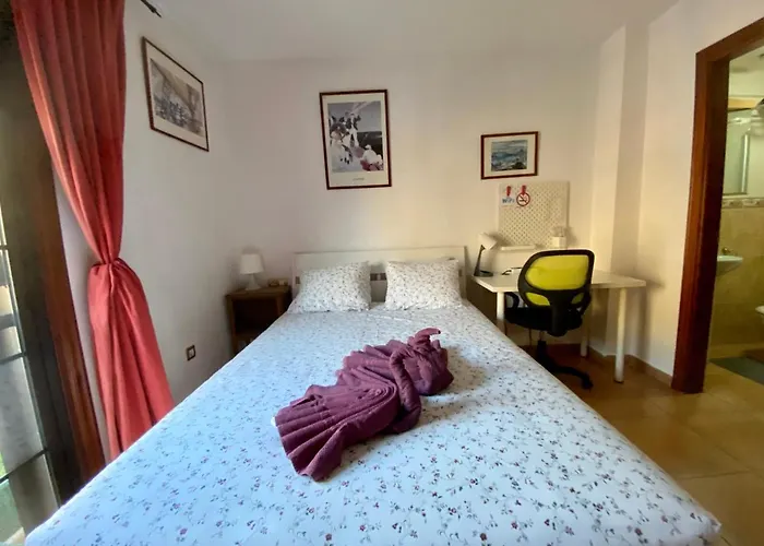 Bedroom Medanomar 1 אל מדאנו